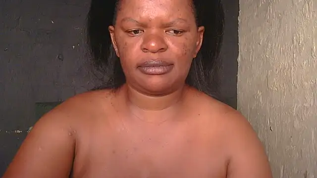 Snapshot of ebony_rose11 chatting on 01-15-26, 02:54 ebony rose11 online show from 01-15-26, 02:54