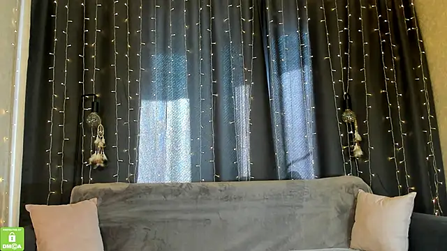 Ashley Nicks online show from 05-19-26, 01:56