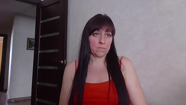 Snapshot of CarolinaReaperRed chatting on 02-06-26, 10:29 CarolinaReaperRed online show from 02-06-26, 10:29