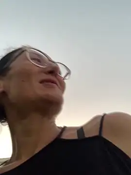 Snapshot of Anonim2026 chatting on 09-15-25, 06:19 Anonim2026 online show from 09-15-25, 06:19