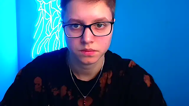 Bella Swannn online show from 03-11-25, 09:24