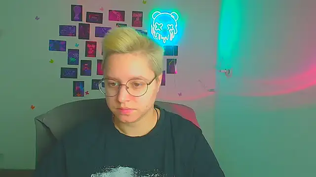 Bella Swannn online show from 03-19-26, 05:55