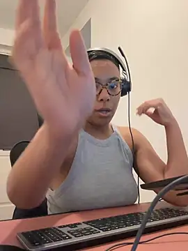 Melia Rayne online show from 03-25-26, 10:10