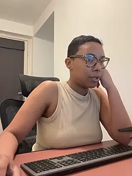 Melia Rayne online show from 04-02-26, 10:24