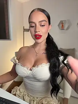 ValentinaMilann online show from 05-22-26, 12:51