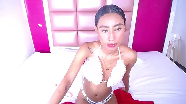 tiny sarah1 online show from 03-04-25, 09:32