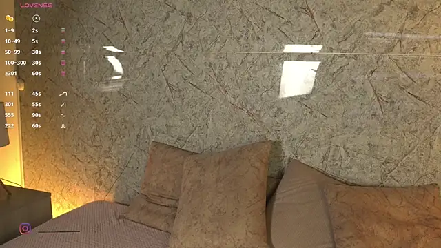 alison222  online show from 02-22-26, 12:58