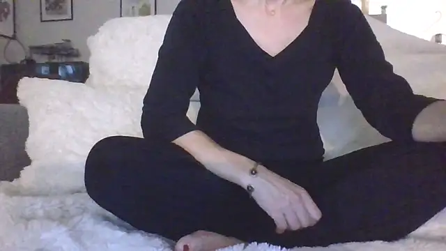 Valentinette online show from 01-05-26, 08:01