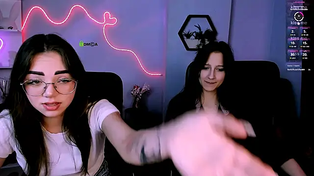 kiki swan online show from 02-03-26, 08:36