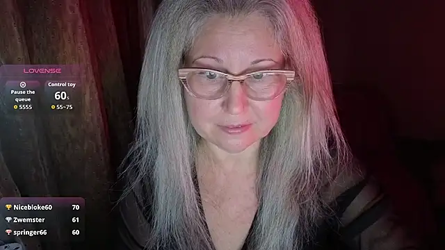 Wane Witch online show from 11-22-25, 04:22