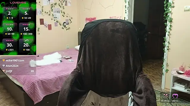 Wane Witch online show from 02-13-26, 04:03