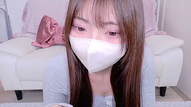 Snapshot of Ran-o0_0o chatting on 04-23-26, 03:41 Ran-o0 0o online show from 04-23-26, 03:41