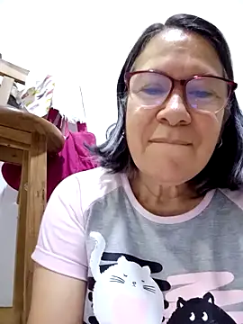 victoria wayne online show from 04-10-26, 09:47