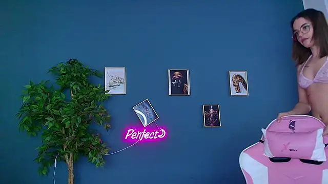 Perfect Moans online show from 02-03-26, 06:22