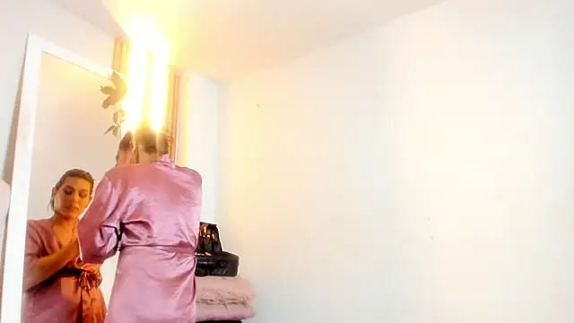 Alexa Bravva online show from 03-28-26, 03:50