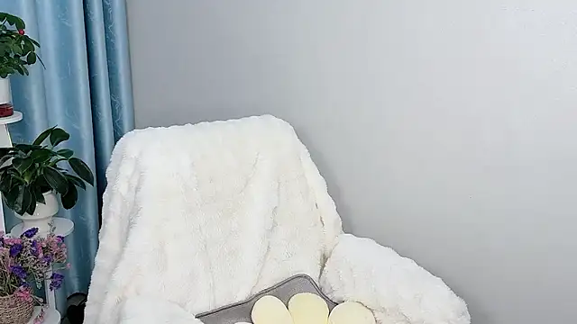 Dewluna online show from 04-14-26, 11:00