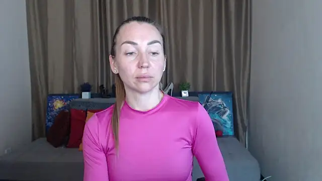 Kiss julli88I online show from 03-08-25, 10:43