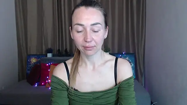 Kiss julli88I online show from 03-08-25, 05:11