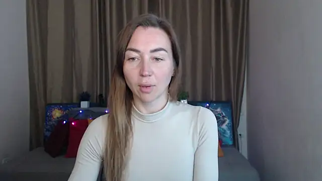 Kiss julli88I online show from 03-10-25, 06:12