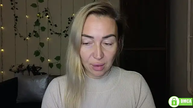 Kiss julli88I online show from 11-10-25, 06:40