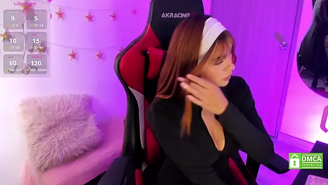 LindaSilverstone online show from 03-26-26, 08:25