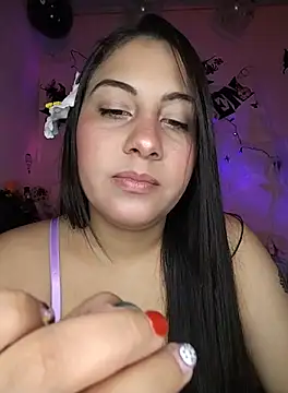 esmeralda jadees online show from 10-11-25, 08:07