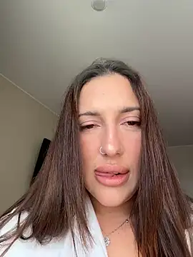 AleksandraRich online show from 04-20-26, 02:03