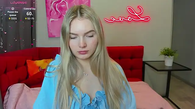 EvelineAmore online show from 07-19-26, 01:42