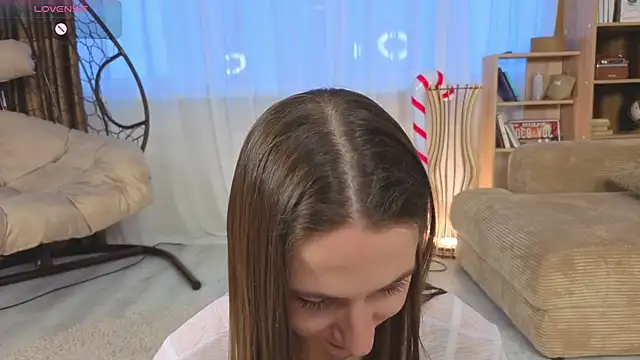 Snapshot of Kira_mindnes chatting on 01-14-26, 05:46 Kira mindnes online show from 01-14-26, 05:46