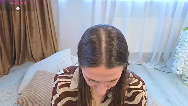 Snapshot of Kira_mindnes chatting on 02-01-26, 05:50 Kira mindnes online show from 02-01-26, 05:50