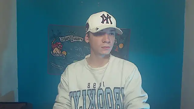 Snapshot of Burperking420_ chatting on 06-18-26, 06:56 Burperking420 online show from 06-18-26, 06:56