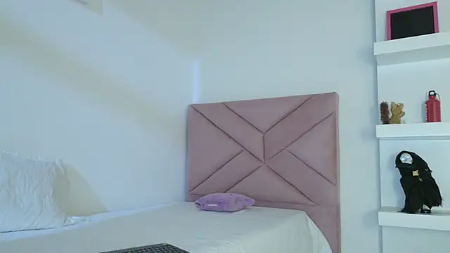 eva sin18 online show from 05-18-26, 12:18