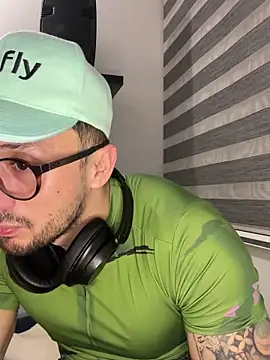 Snapshot of jotallanes chatting on 03-13-25, 12:27 jotallanes online show from 03-13-25, 12:27