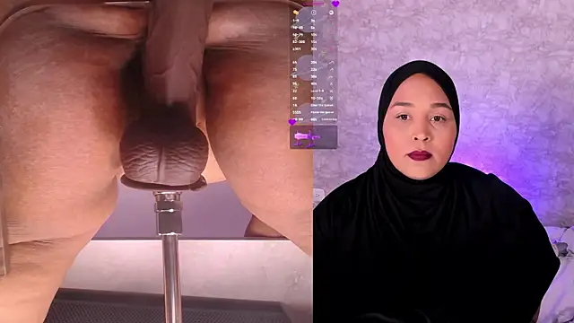 Snapshot of BBWHijab chatting on 07-19-26, 11:30 BBWHijab online show from 07-19-26, 11:30
