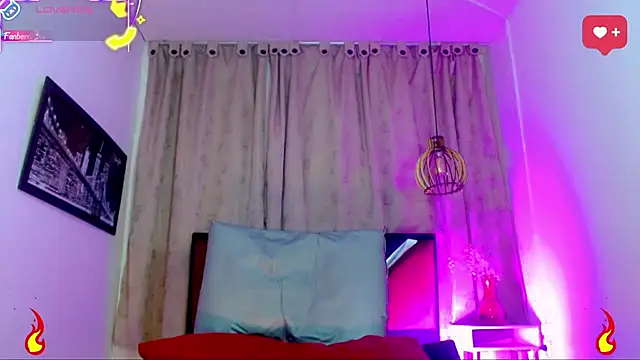 Snapshot of alexsandra_kiss chatting on 06-06-26, 12:10 alexsandra kiss online show from 06-06-26, 12:10