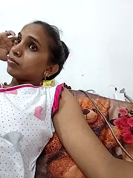 Hotty-Nidhi online show from 06-04-26, 05:35