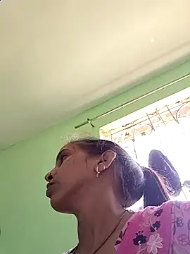 Hotty-Nidhi online show from 06-05-26, 06:20