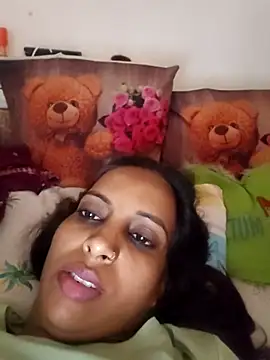 Hotty-Nidhi online show from 06-14-26, 02:57