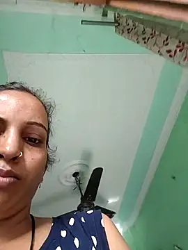 Hotty-Nidhi online show from 06-16-26, 02:58
