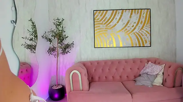 Krissi latore online show from 04-11-26, 01:04