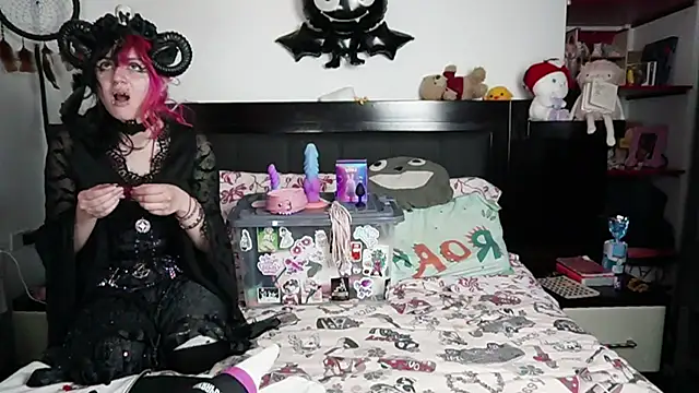 Devil And Princess online show from 02-08-26, 02:26