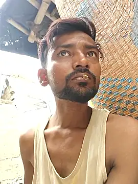 India HOT23 online show from 03-28-26, 06:02