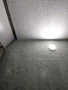 Snapshot of Andy-rtg chatting on 12-18-25, 11:16 Andy-rtg online show from 12-18-25, 11:16