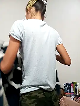 Sexi girl29 online show from 04-16-26, 11:11