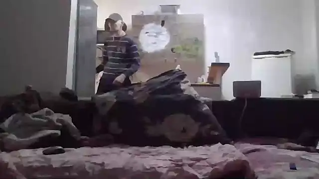 Snapshot of ThePython666 chatting on 11-18-25, 06:45 ThePython666 online show from 11-18-25, 06:45