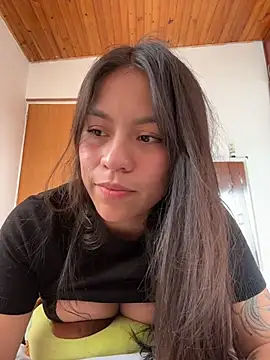 Snapshot of -Selene- chatting on 07-09-26, 06:12 -Selene- online show from 07-09-26, 06:12