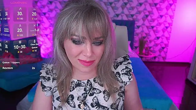 CandyLadyyy online show from 05-11-26, 08:17