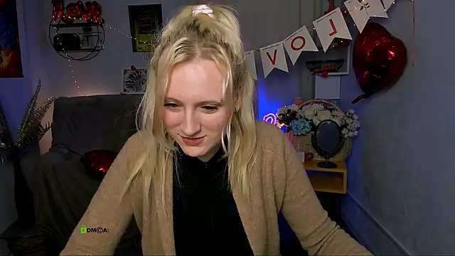 madam uliis online show from 02-18-26, 05:42