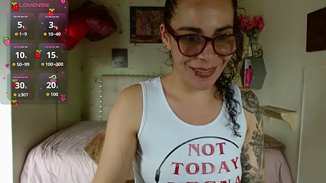 mia velvet1 online show from 04-07-26, 03:23