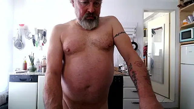 Berg Boy online show from 01-15-26, 12:21